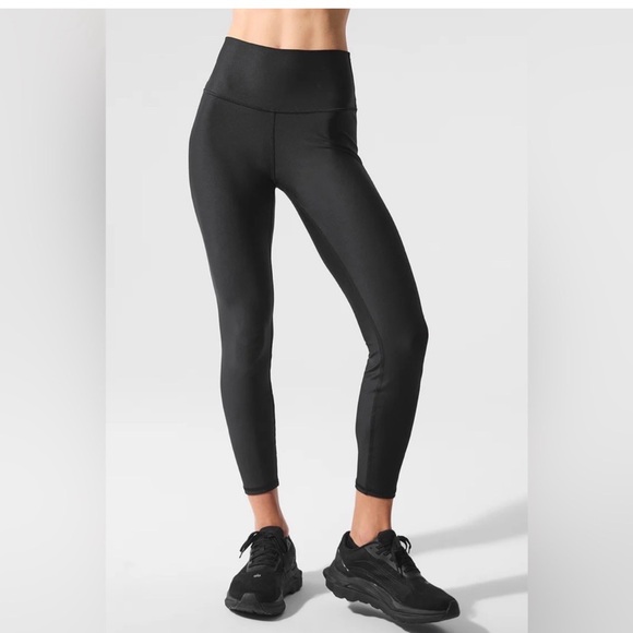 ALO airlift high waisted 7/8 length leggings in black size extra small - Picture 6 of 6